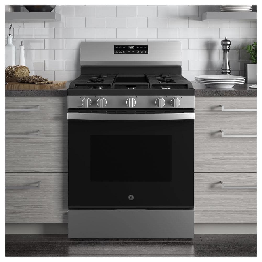 GE 30" Stainless Steel Free-Standing Electric Range with Sabbath Mode