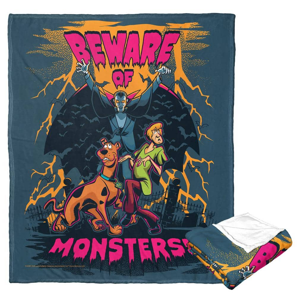 THE NORTHWEST GROUP Warner Bros. Scooby Doo Silk Touch Multi-Colored Throw Blanket Beware Of Monsters