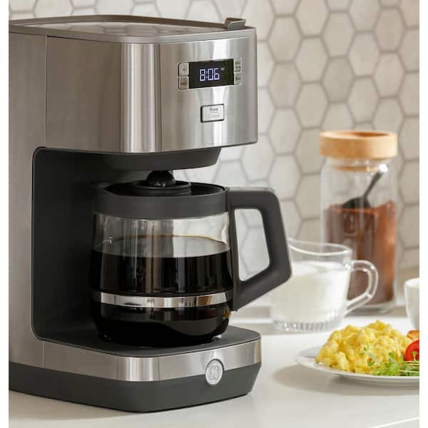 G7CDABSSTSS by GE Appliances - GE 10 Cup Drip Coffee Maker with Single Serve