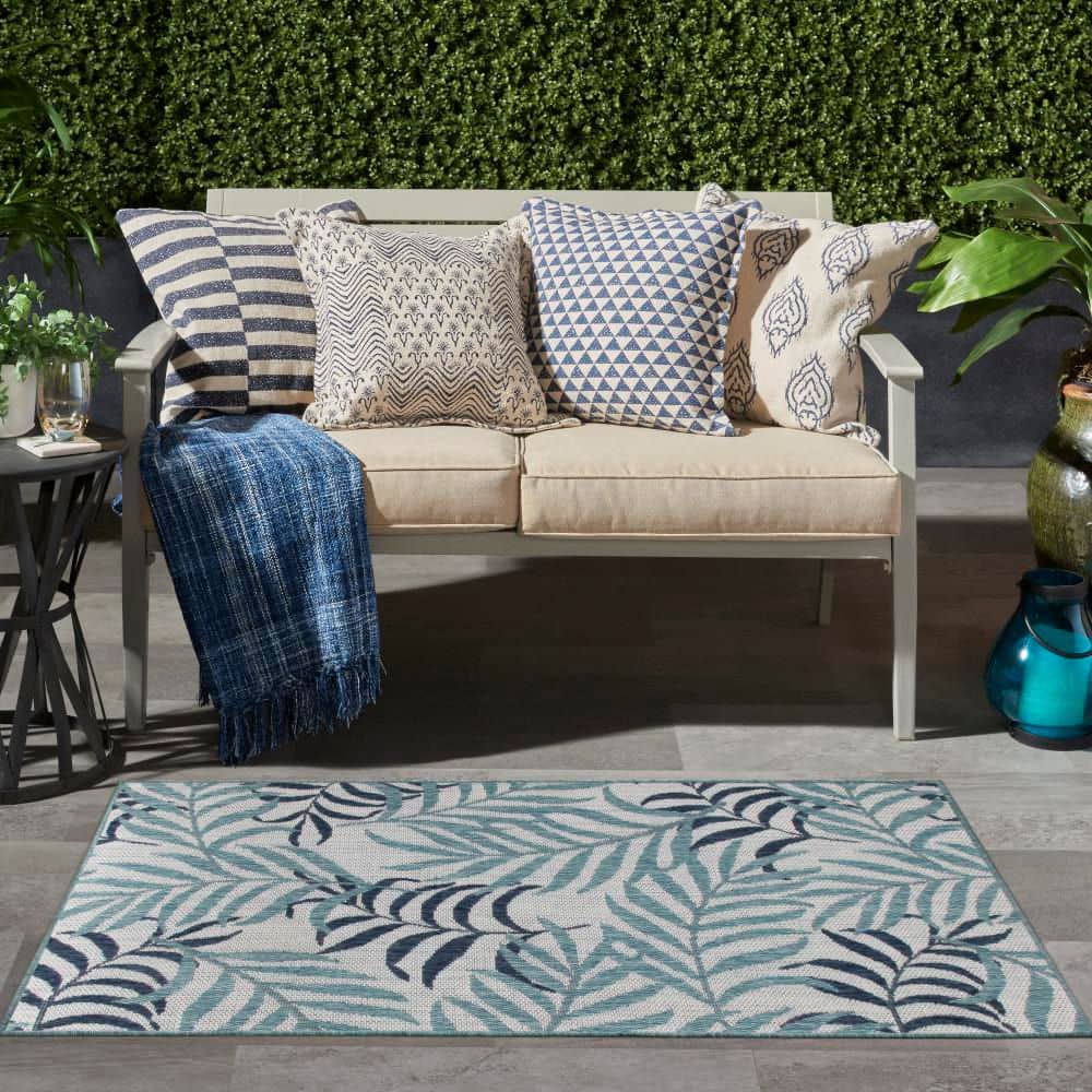 Blue and White Rectangular Synthetic Tropical Outdoor Rug 3' x 5'