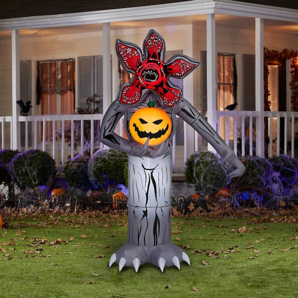 Inflatable Stranger Things Demogorgon Halloween Yard Decoration 7 Feet Tall deals