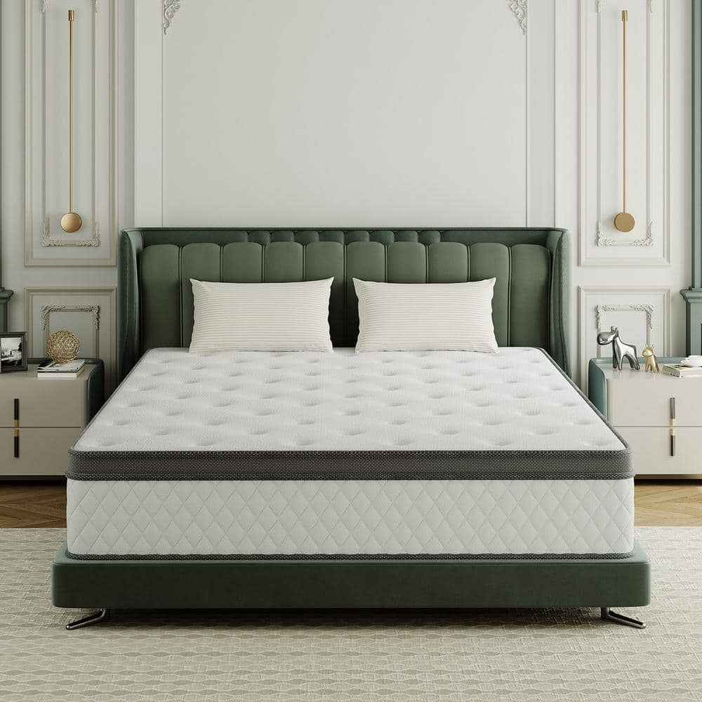  Innerspring Breathable King Medium Gel Memory Foam 10 in. Bed-in-a-Box Mattress