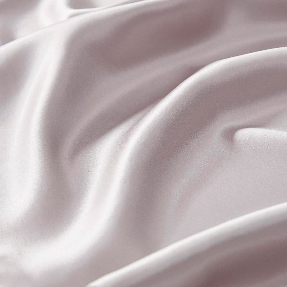 Standard Pink Silk Pillowcase with Zipper Closure