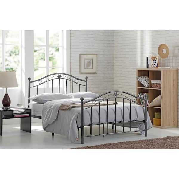 Silver Queen Size Metal Panel Bed, Queen Size Metal Bed Frame With Headboard And Footboard