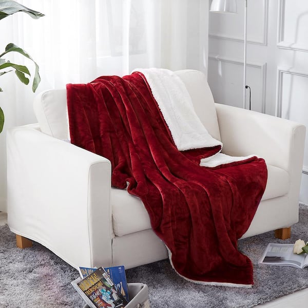 Burgundy Polyester Sherpa Throw Blanket