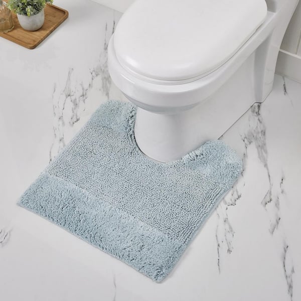 https://images.thdstatic.com/productImages/54073076-c9bd-4166-bf5c-5ee9581553cd/svn/blue-better-trends-bathroom-rugs-bath-mats-bagd2020bl-e1_600.jpg