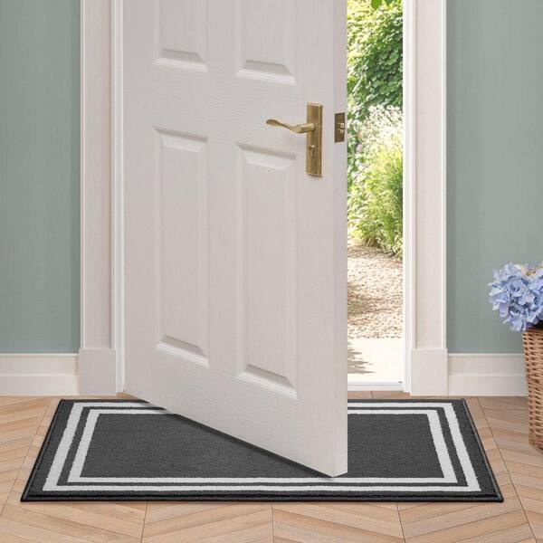 LAURA ASHLEY  ラグ　197×137cm Laura Ashley Washable Skid-Resistant Dark Grey/Ivory 2 ft. x 4 ft