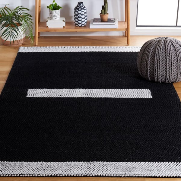 Natura 3 ft. x 5 ft. Black/Ivory Geometric Border Area Rug