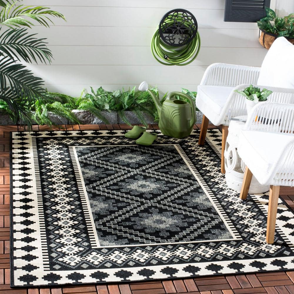 Safavieh 59'' Square Easy-Care Black Synthetic Rug