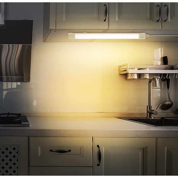 https://images.thdstatic.com/productImages/541d8bd4-24a2-425f-aa14-44ec7fd23917/svn/white-commercial-electric-under-cabinet-bar-lights-ucl036s-ul-d4_600.jpg