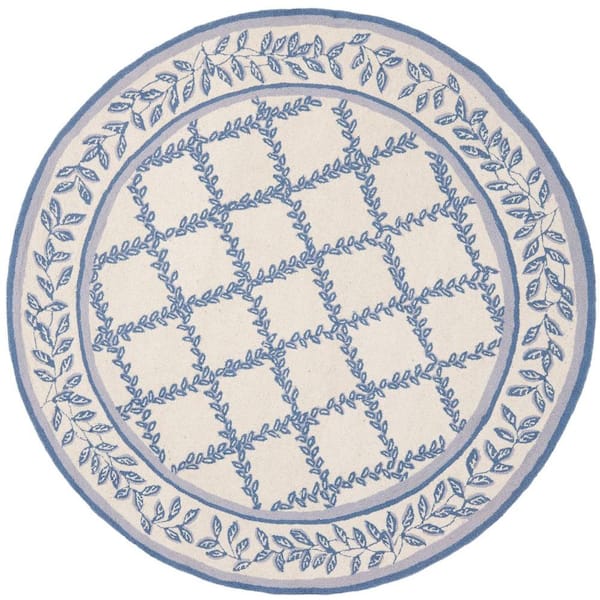 SAFAVIEH Chelsea Ivory/Light Blue 6 ft. x 6 ft. Round Border Area Rug