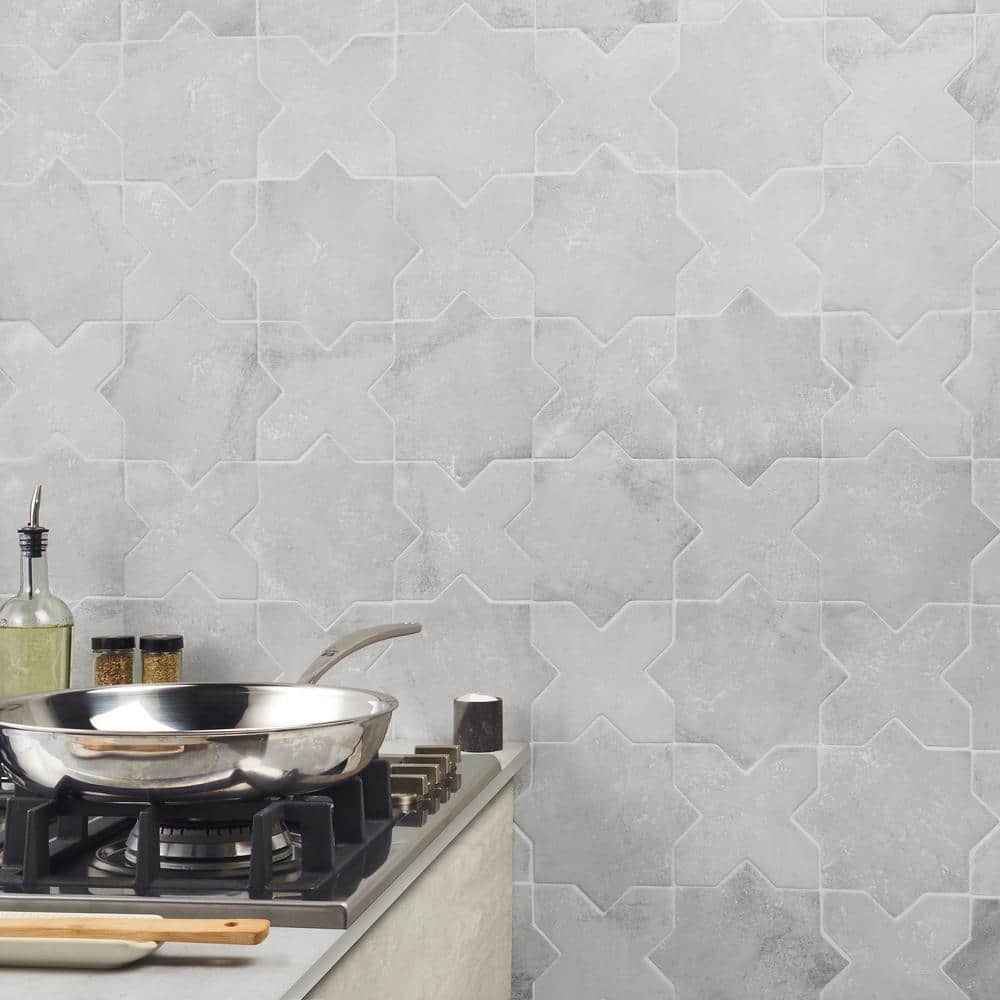 Noto Star-Crossed Gray Matte Porcelain Tile 6" x 6"