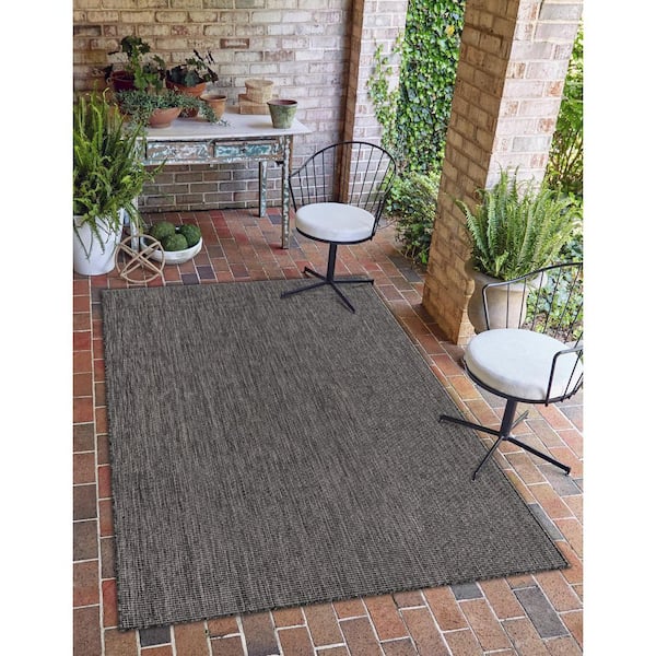 Outdoor Solid Black 8' 0 x 11' 4 Area Rug