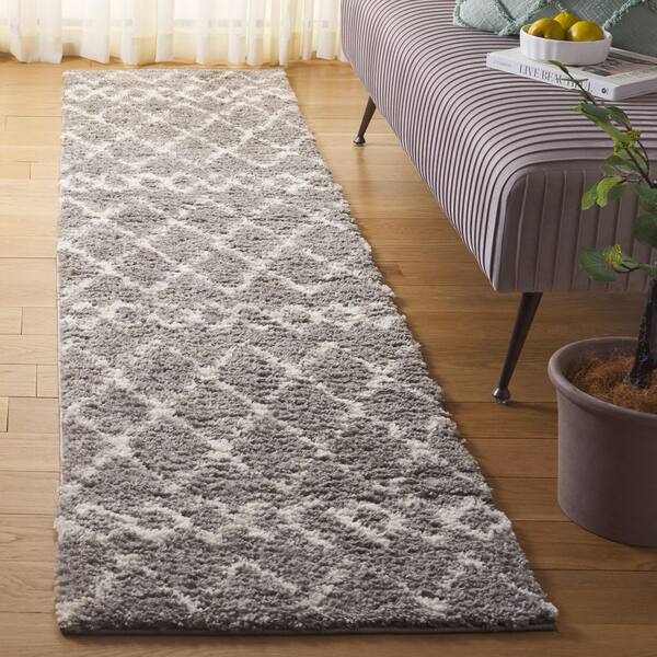 Berber Shag 2 ft. x 9 ft. Gray/Ivory Geometric Diamond Runner Rug