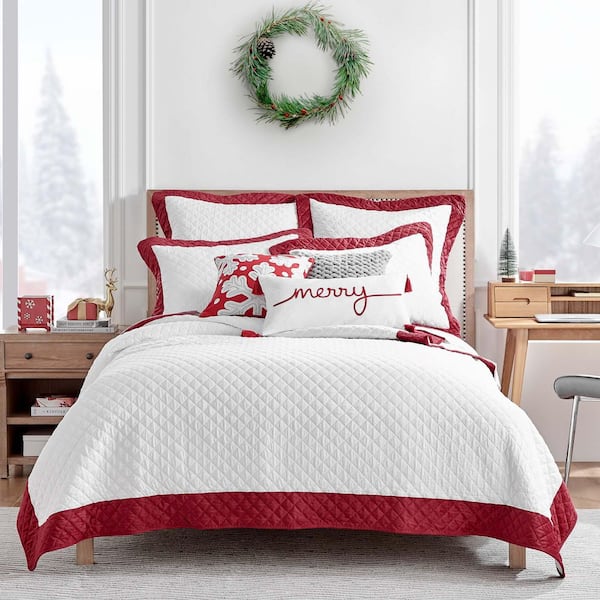 LEVTEX HOME All is Bright 2-Piece White and Red Diamond Quilting Microfiber Velvet Twin/Twin XL Quilt Set