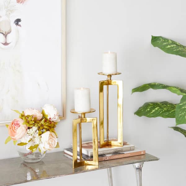 CosmoLiving by Cosmopolitan Gold Aluminum Geometric Pillar Candle Holder (Set of 2)