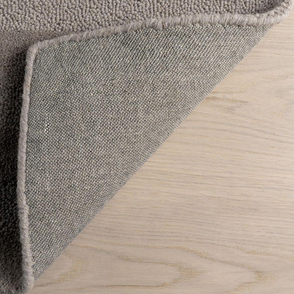 Handmade Medium Pile Gray Wool Striped 4' x 6' Area Rug