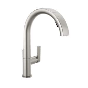 Single Handle Pull Down Sprayer Kitchen Faucet with Magnetic Docking Spray Head in Spotshield Stainless Silver