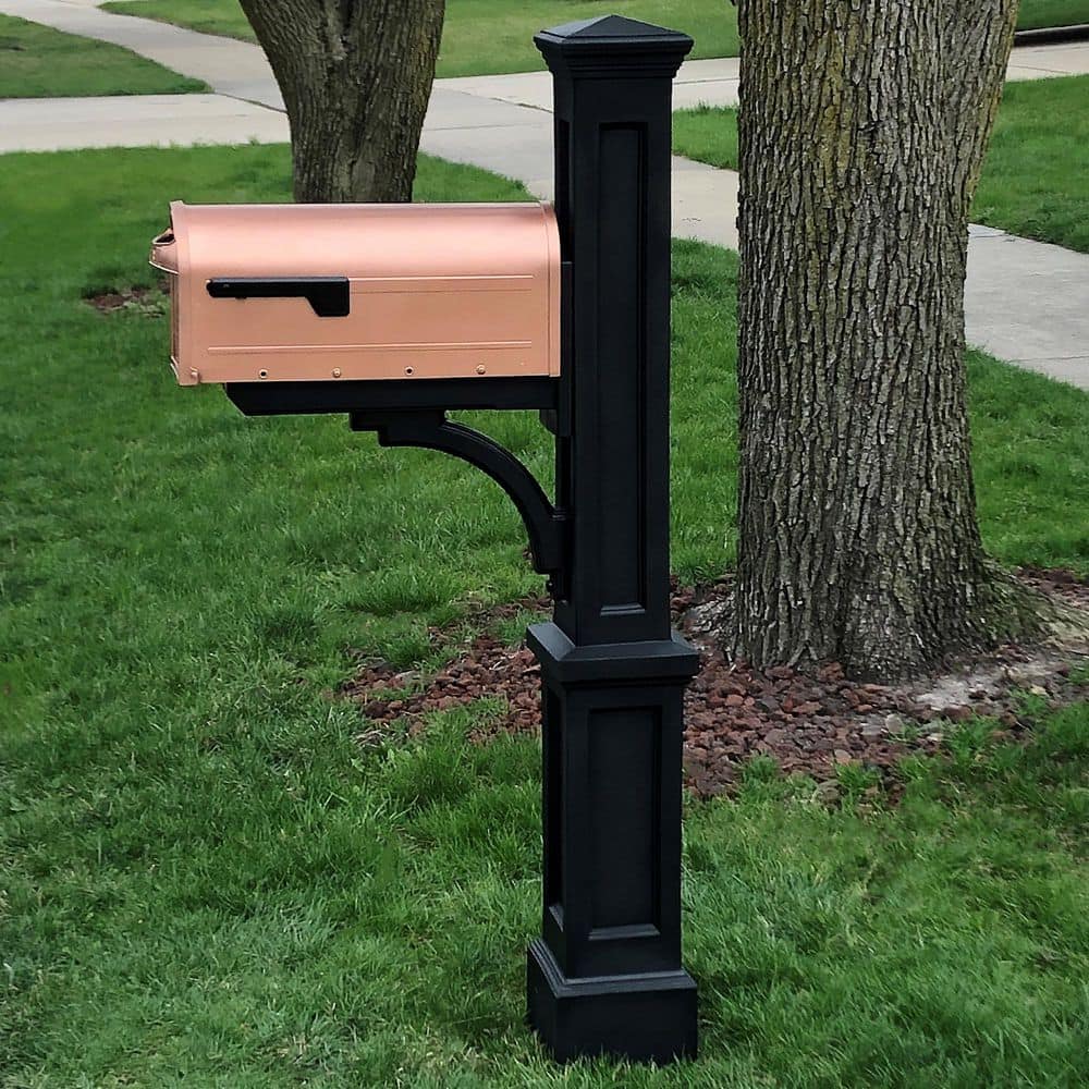 Newport Black Polyethylene Mail Post with Arm