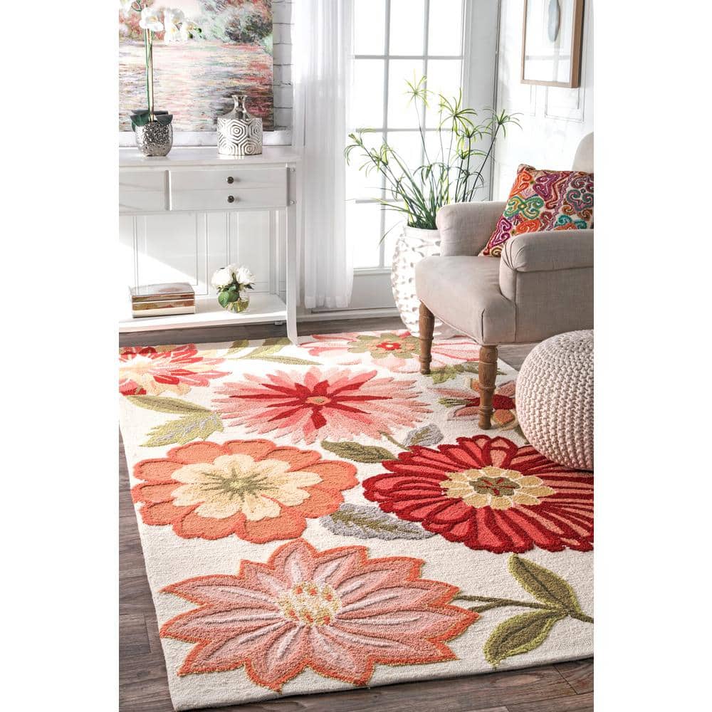 Hand-Tufted Floral Elegance Rectangular Rug in Red Wool Blend