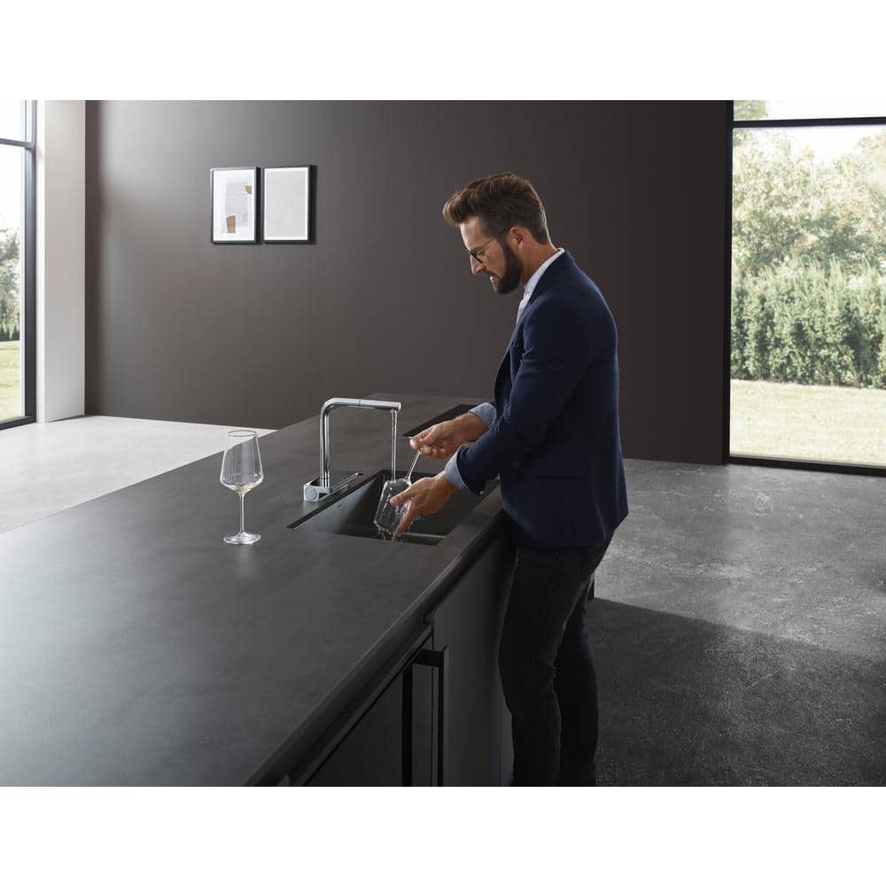 Polished Nickel L-Shape Kitchen Faucet with Pull-Out Spray