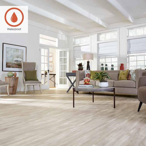 Outlast+ Soft Oak Glazed 12 mm T x 7.4 in. W Waterproof Laminate Wood Flooring (19.63 sqft/case)