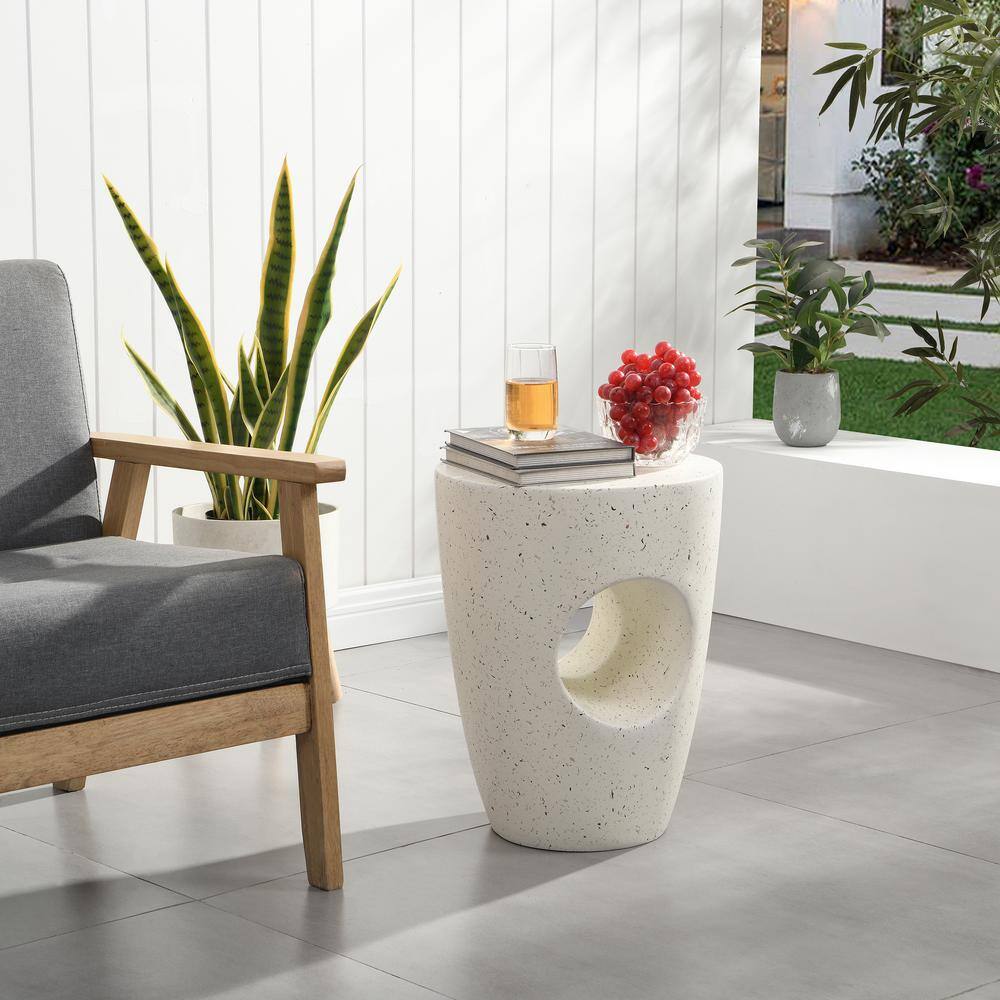 Sirius 14.5 in. x 18.5 in. Concrete Round Concrete Outdoor Patio End Table