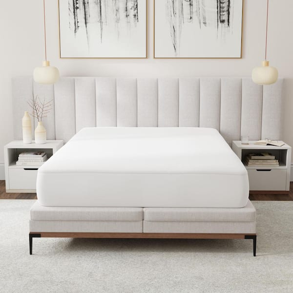 OMNE SLEEP Smooth Top Polyester Hypoallergenic Twin Mattress Protector