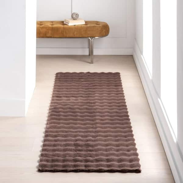 Ivana Checkered Plush Cloud Washable Dark Brown 3 ft. x 8 ft. Indoor Area Rug