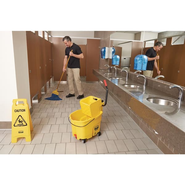 https://images.thdstatic.com/productImages/5488b48b-e46a-44ec-8183-b3ead70fdb7b/svn/rubbermaid-commercial-products-mop-buckets-with-wringer-2064911-a0_600.jpg