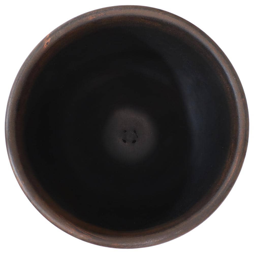 Rust Polyresin Ribbed Outdoor Planter Pot with Antique Finish