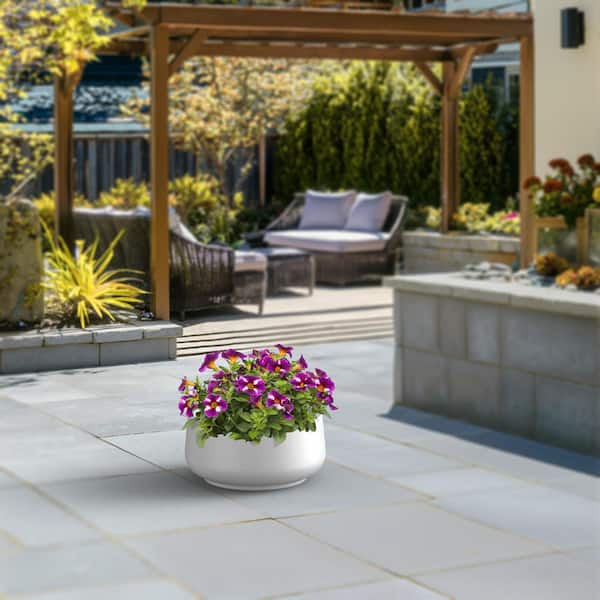 Morrava 14.5 in. Small Crisp White (Enhanced Interior) Concrete Round Planter / Pot with Drainage Holes
