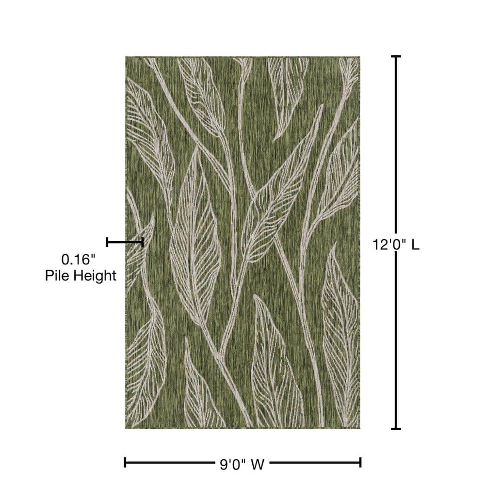 Green and Ivory Botanical Leaf Outdoor Rug, 9' x 12', Synthetic