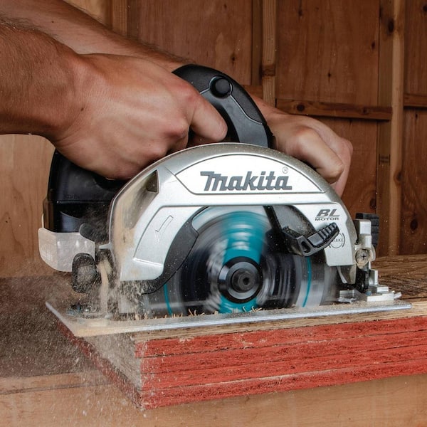 Makita 18V LXT Sub-Compact Lithium-Ion Brushless Cordless 6-1/2 in. Circular  Saw AWS Capable (Tool-Only) XSH05ZB The Home Depot