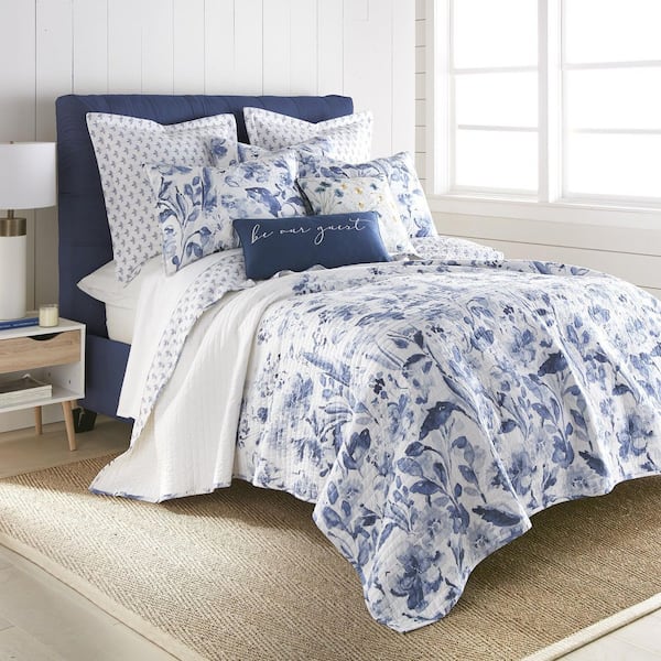 LEVTEX HOME Linnea 3-Piece Blue, White Floral Cotton Full/Queen Quilt Set  L55080FQS - The Home Depot