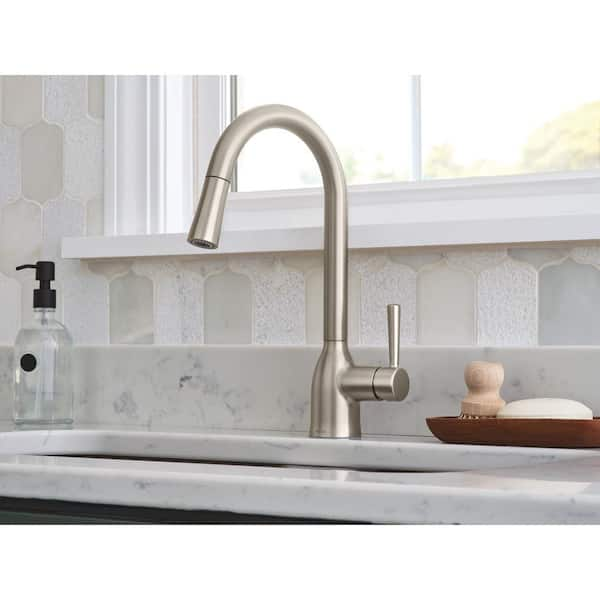 Adler Single-Handle Pull-Down Sprayer Kitchen Faucet with Power Clean and Reflex in Spot Resist Stainless