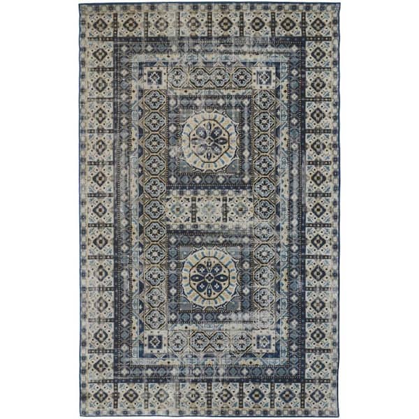 13 x 15 Blue, Ivory Medallion Area Rug