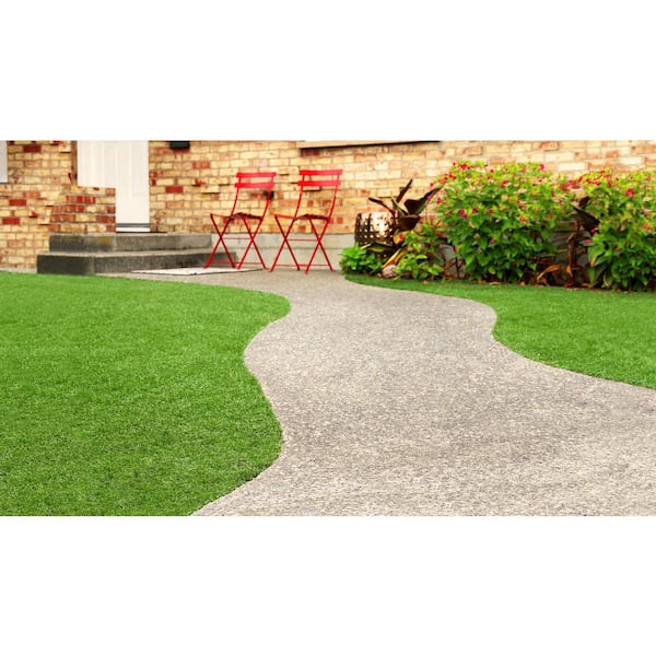 NATURAE DECOR 3 ft x 13 ft Green Artificial Landscaping Turf Mat