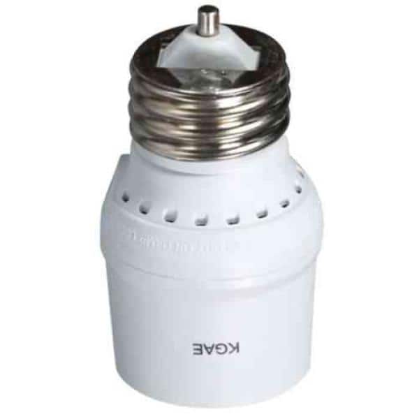 White Indoor/Outdoor Dusk to Dawn Light Control Socket