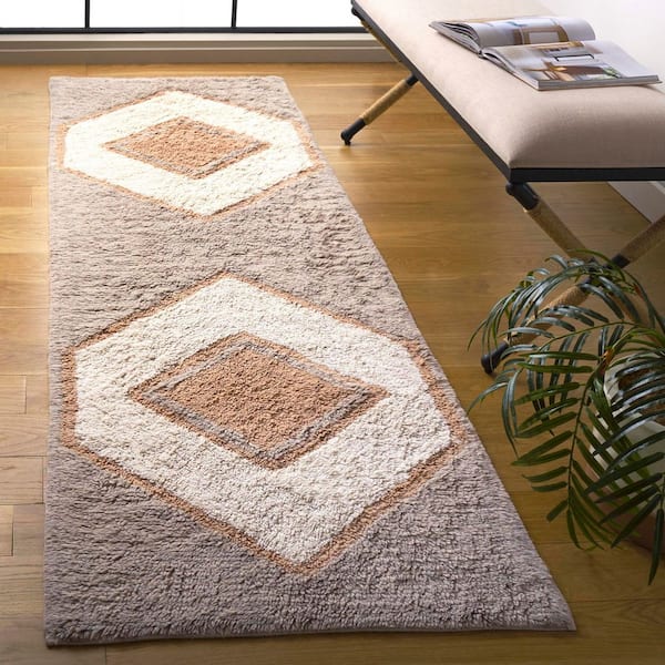 Vermont 2 ft. x 8 ft. Ivory/Brown Diamond Medallion Runner Rug