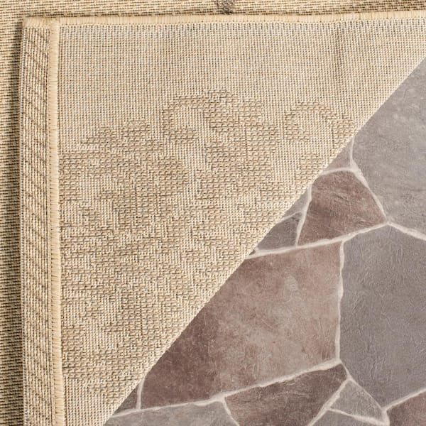 Courtyard Natural/Brown 5 ft. x 5 ft. Round Floral Indoor/Outdoor Patio  Area Rug