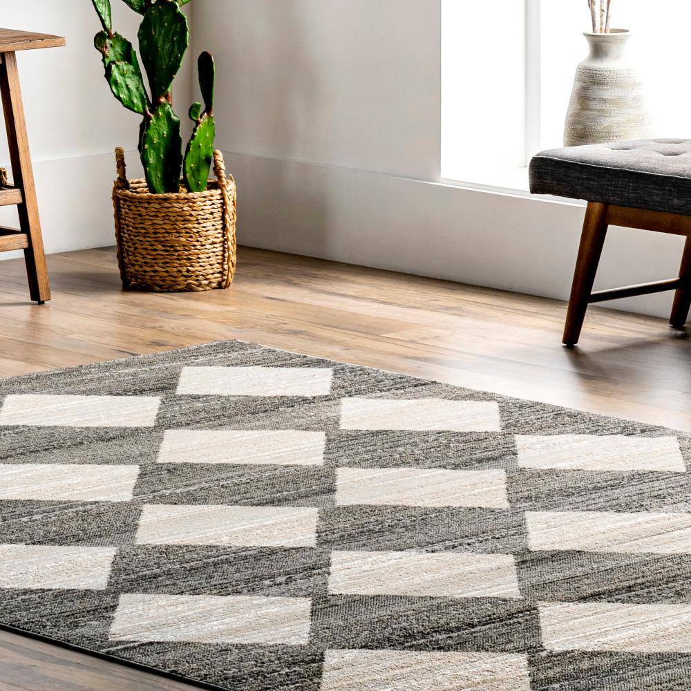 Gianna Gray Geometric Recycled Synthetic Runner Rug