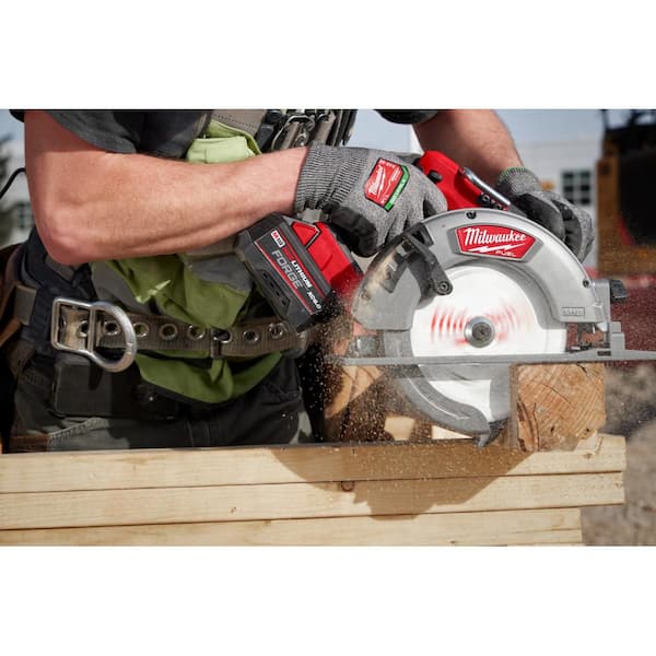 Milwaukee M18 FUEL 18V Lithium-Ion Brushless Cordless 4-1/2 in./6 in.  Grinder with Paddle Switch Kit and Two 6.0 Ah Battery 2980-22 - The Home  Depot