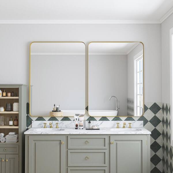ダークゴールドフレームのミラー 60 in. W x 30 in. H Framed Rectangular Gold Mirror for Living Room