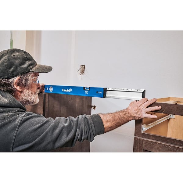 Empire - 24 in. to 40 in. True Blue Extendable Box Level
