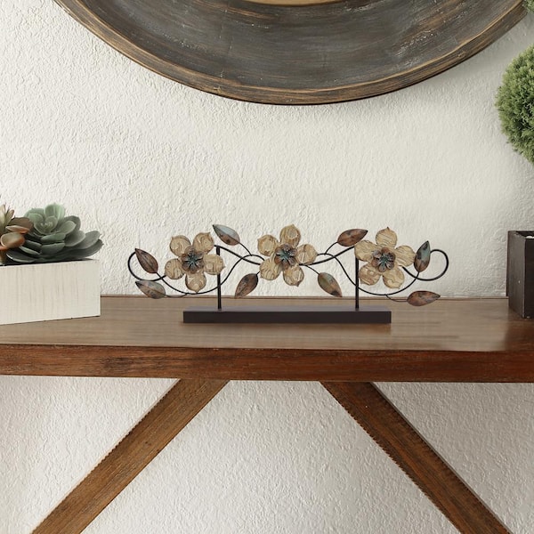 Stratton Home Decor Stamp Wood Flower Table Top