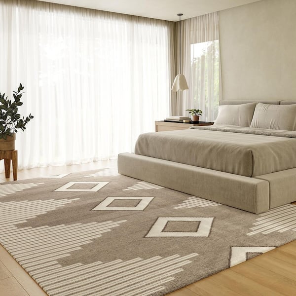 Grove Southwestern Wool Blend Taupe 5 ft. x 8 ft. Indoor/Outdoor Patio Area Rug