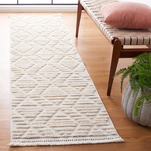 Urban 2 ft. x 6 ft. Ivory Diamond High-Low Runner Rug