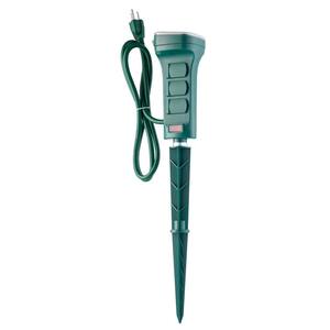 Smart Outdoor 4 ft. 6-Outlet Power Stake Powered by Hubspace