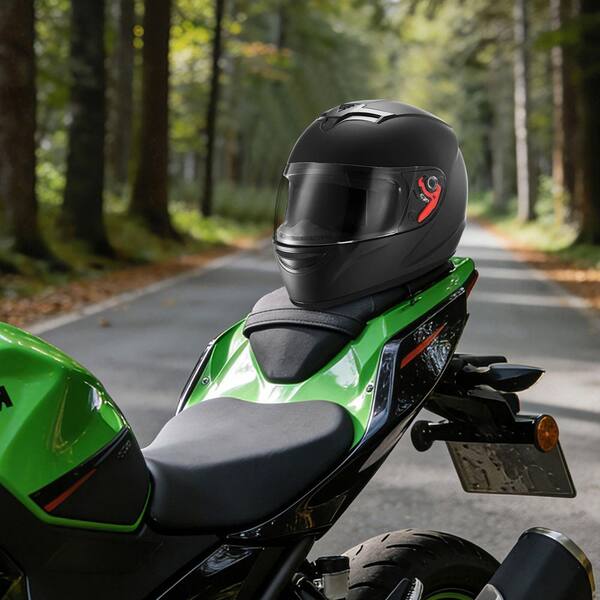 full face motorcycle helmets for men Milwaukee H510 Gloss Black Chit-Chat Wireless Motorc  Hot Leathers Scratch Clear Shield With Pinlock 70 Milwaukee Helmets H520 Titanium and